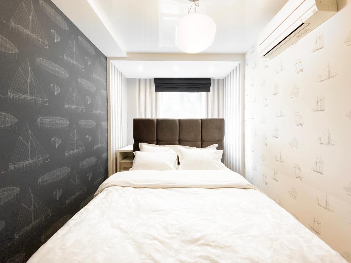 2-Bedroom Apartment Most City Area, Ekaterynoslav Square นิปโปร ภายนอก รูปภาพ